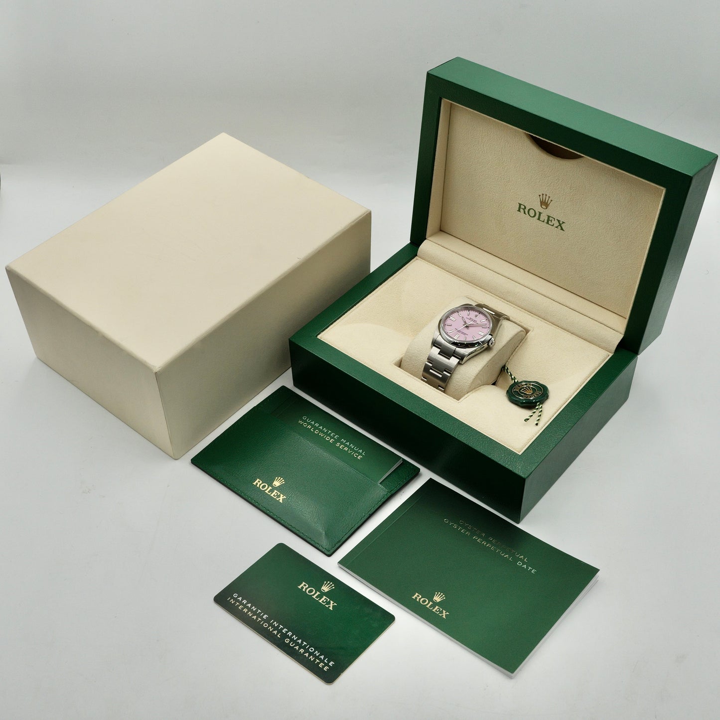 Rolex Oyster Perpetual 36 Candy Pink 126000 - Full Set (2023)