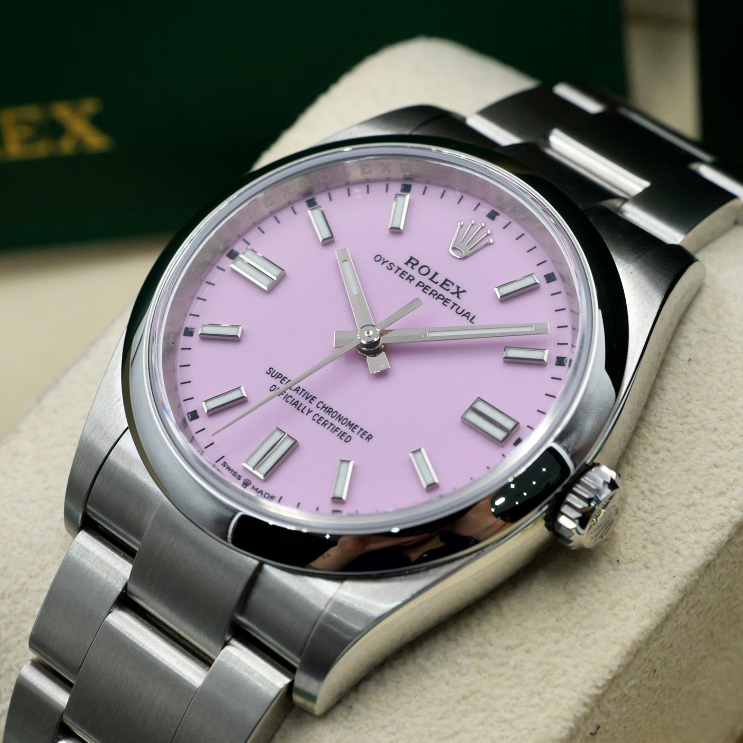 Rolex Oyster Perpetual 36 Candy Pink 126000 - Full Set (2023)