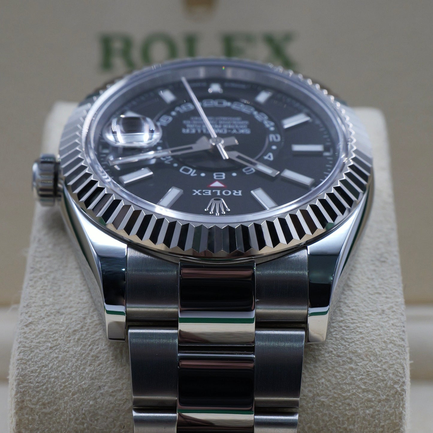 Rolex Sky-Dweller Black Dial 336934 Full Set 2023