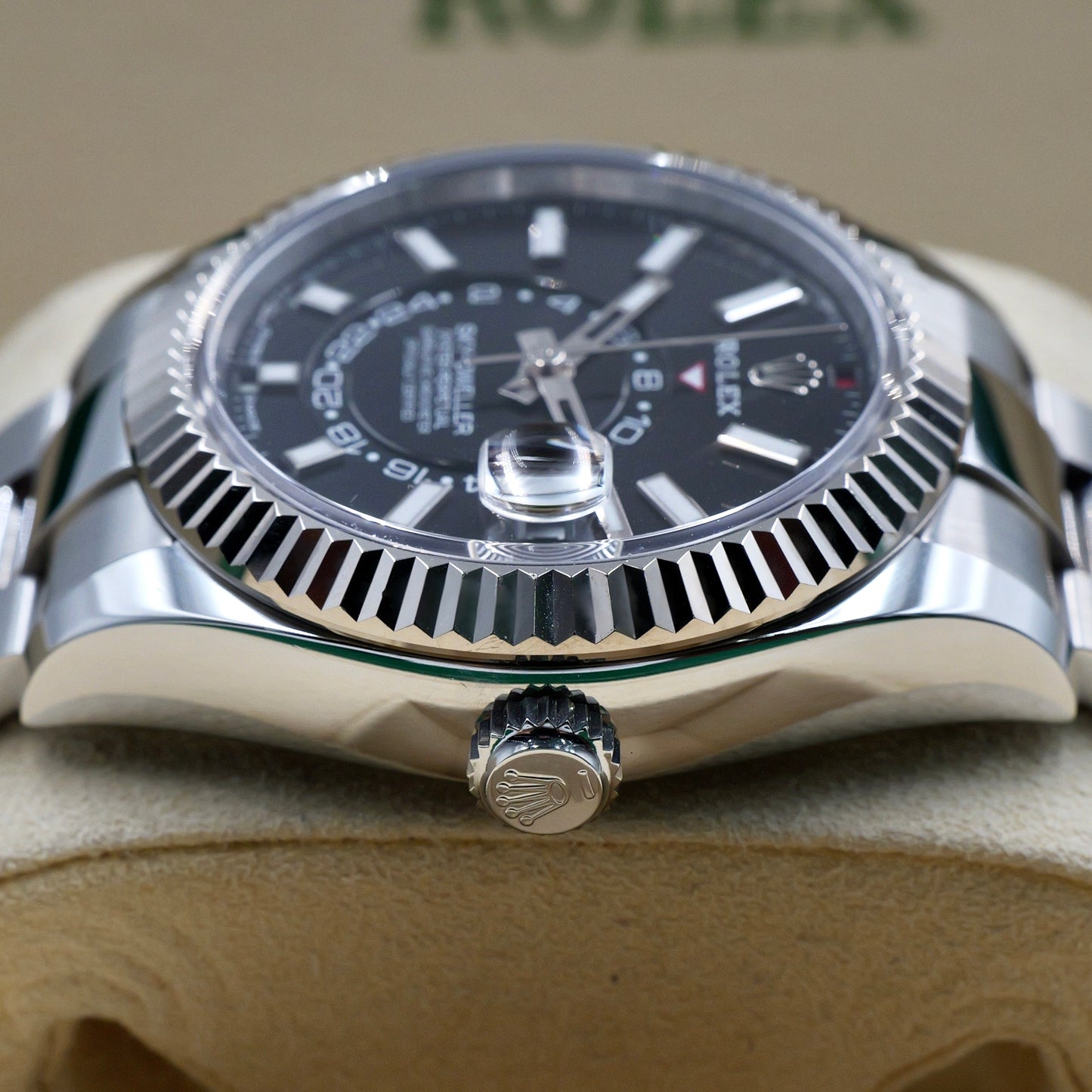 Rolex Sky-Dweller Black Dial 336934 Full Set 2023