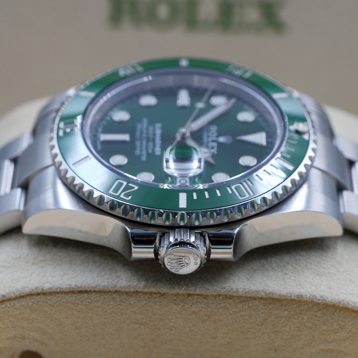 Rolex Submariner Date 'Hulk' 116610LV - Full Set (2020)