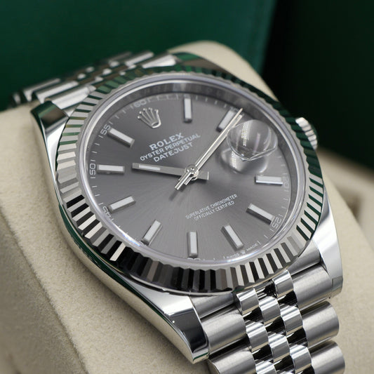 Rolex Datejust 41 Rhodium Dial Fluted Jubilee 126334 - Full Set (2025)