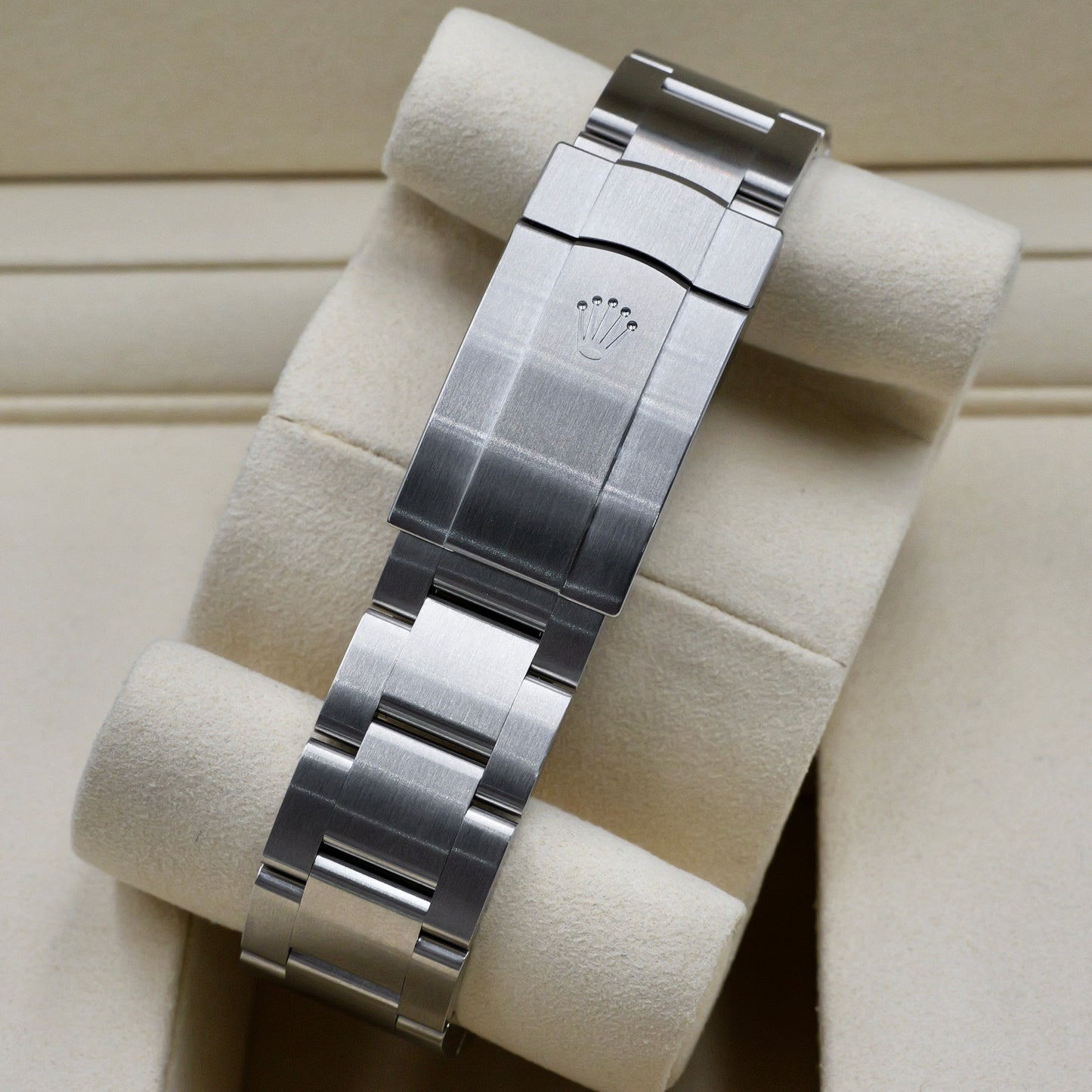 Rolex Oyster Perpetual 41 Pistachio Dial 134300 - Full Set (2025)