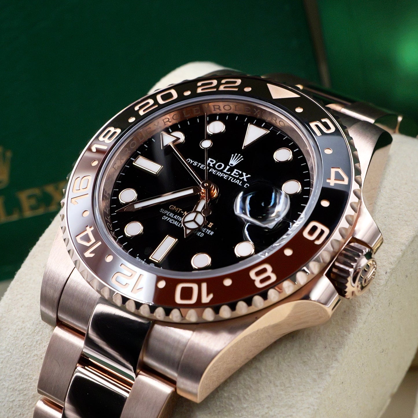Rolex GMT-Master II Rootbeer 126715CHNR - Full Set (2021)
