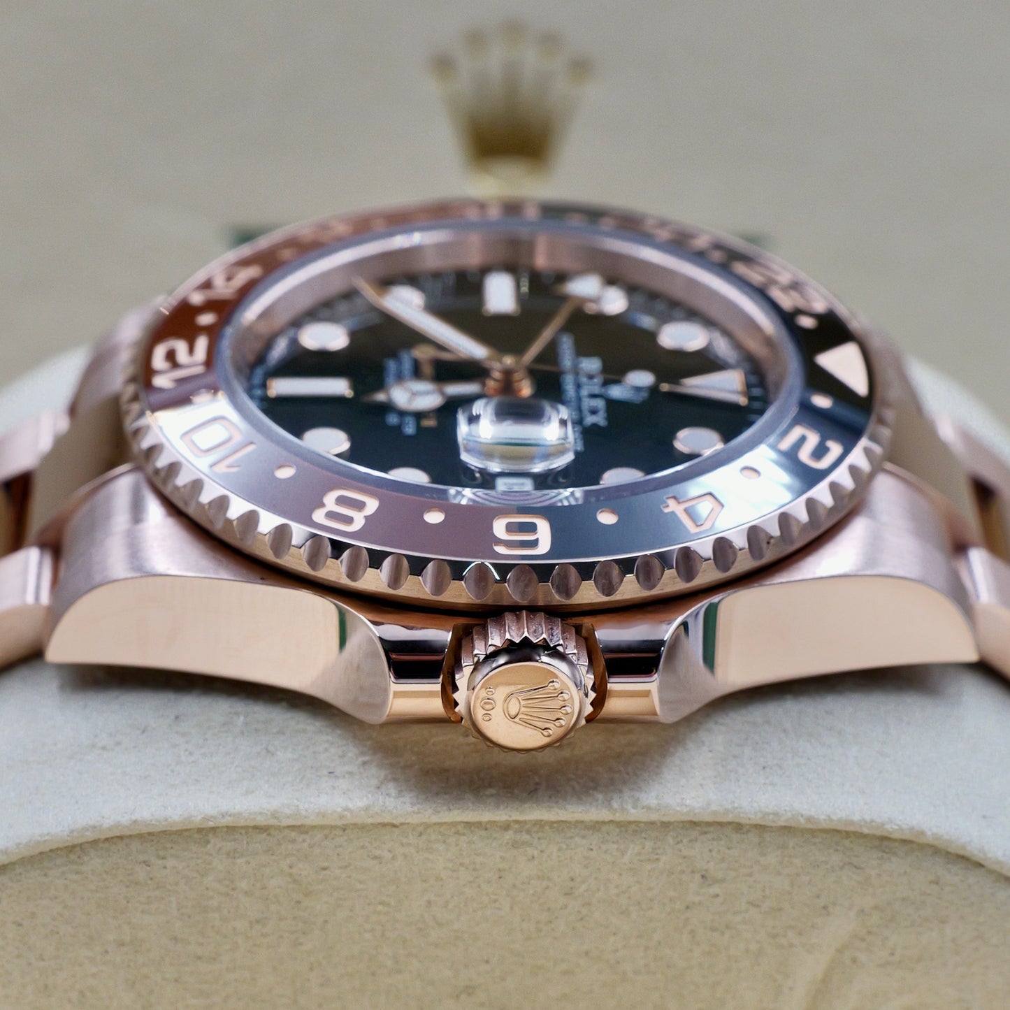 Rolex GMT-Master II Rootbeer 126715CHNR - Full Set (2021)