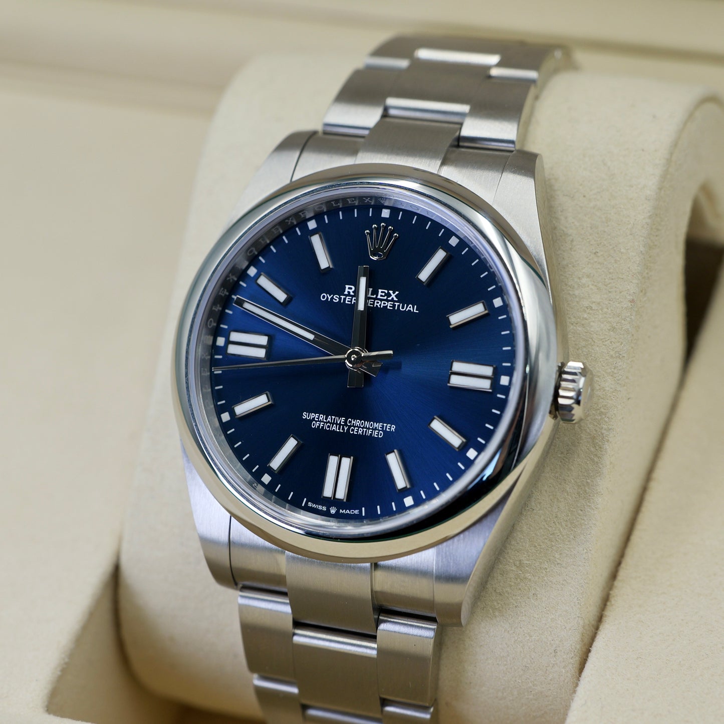 Rolex Oyster Perpetual 41 Blue Dial 124300 – Full Set (2025)