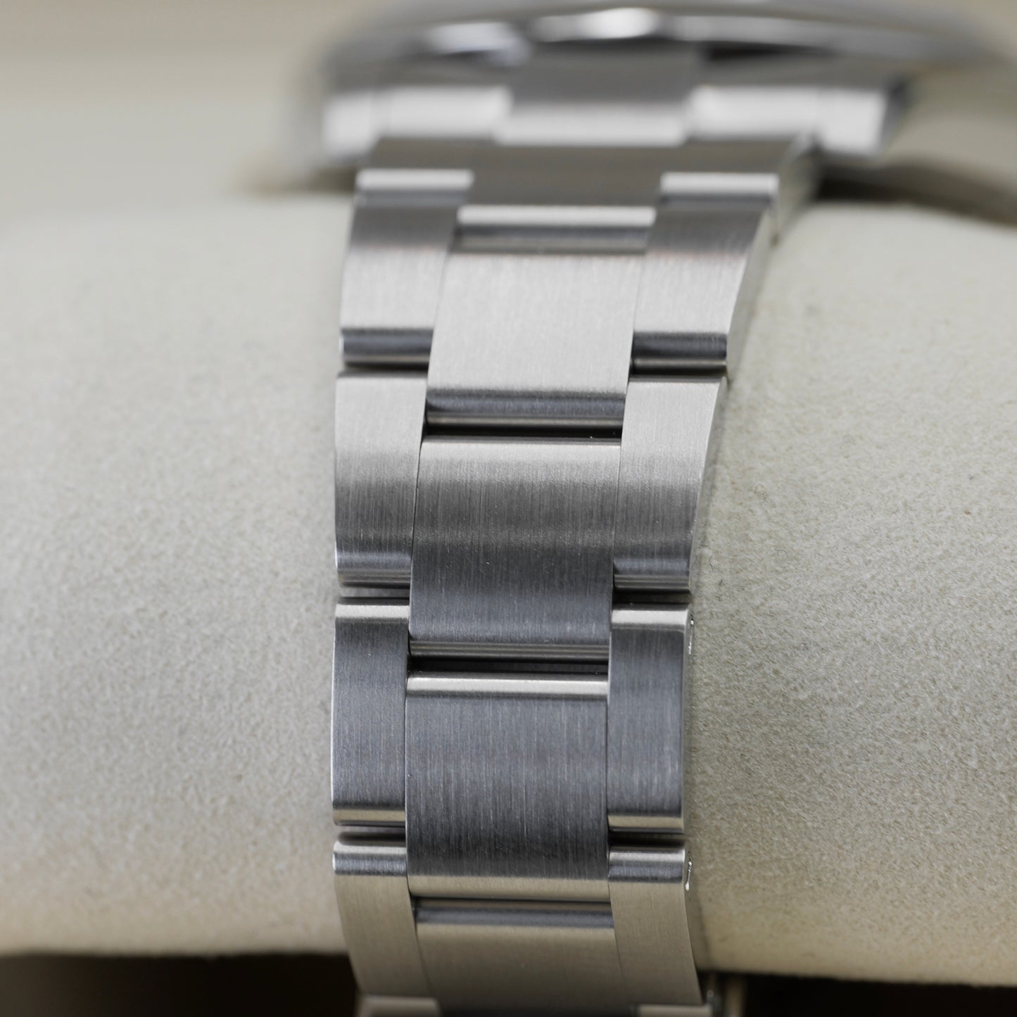 Rolex Oyster Perpetual 41 Blue Dial 124300 – Full Set (2025)