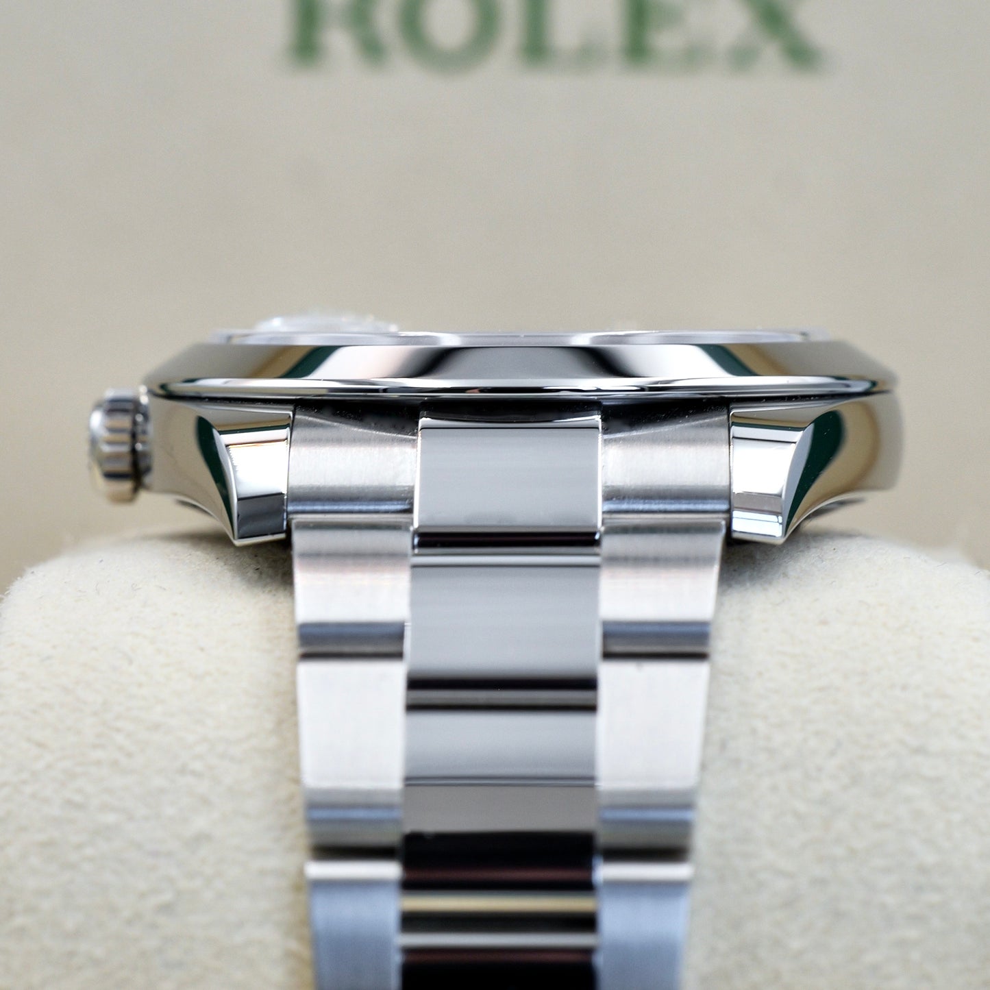 Rolex Datejust 41 White Roman Numeral Dial Smooth Bezel 126300 - Full Set (2024)