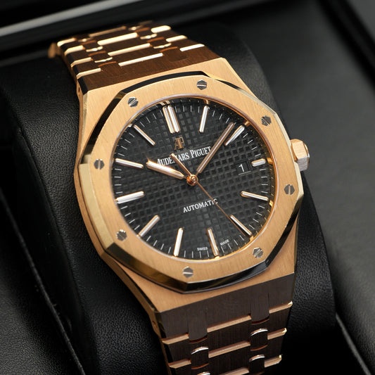 Audemars Piguet Royal Oak Selfwinding 15400OR Black Dial - Full Set (2016)
