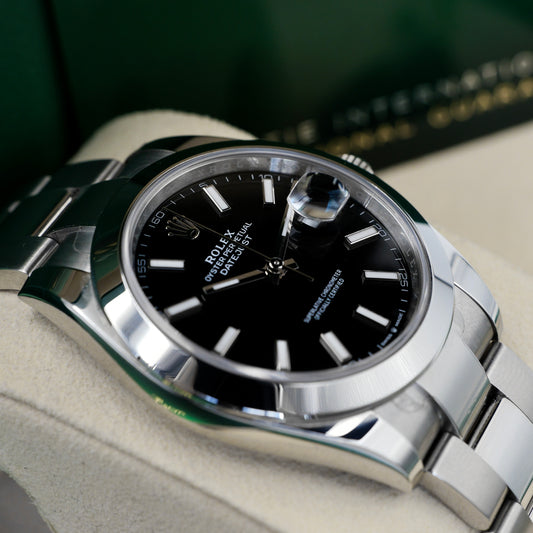 Rolex Datejust 41 Black Dial Smooth Bezel 126300 - Full Set (2025)