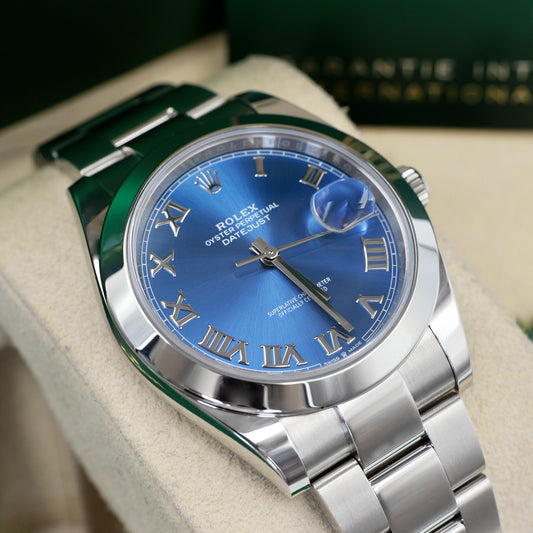 Rolex Datejust 41 Azzurro Blue Smooth Fluted 126300 - Full Set (2024)