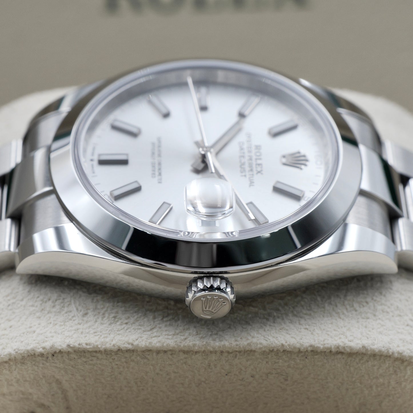 Rolex Datejust 41 Silver Dial Oyster 126300 - Full Set (2025)