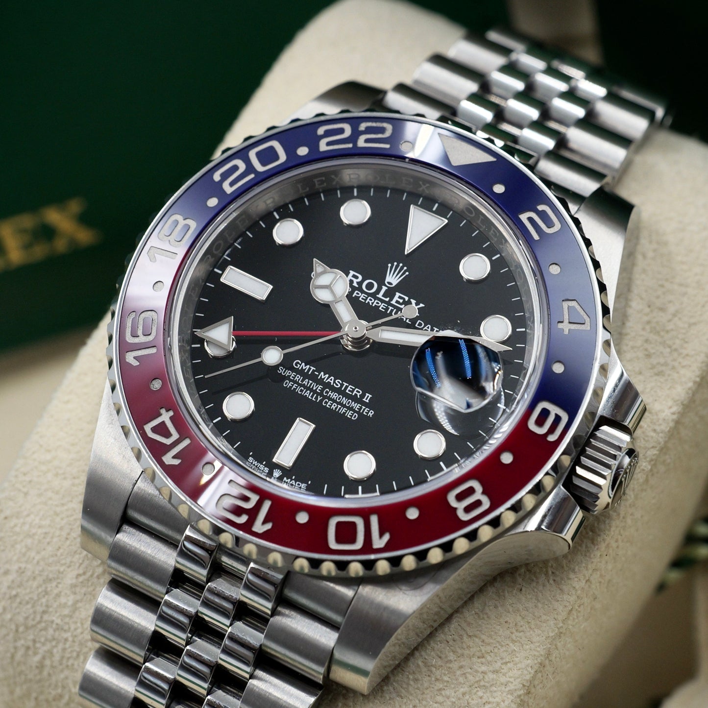 Rolex GMT-Master II 'Pepsi' Jubilee 126710BLRO - Full Set (2023)