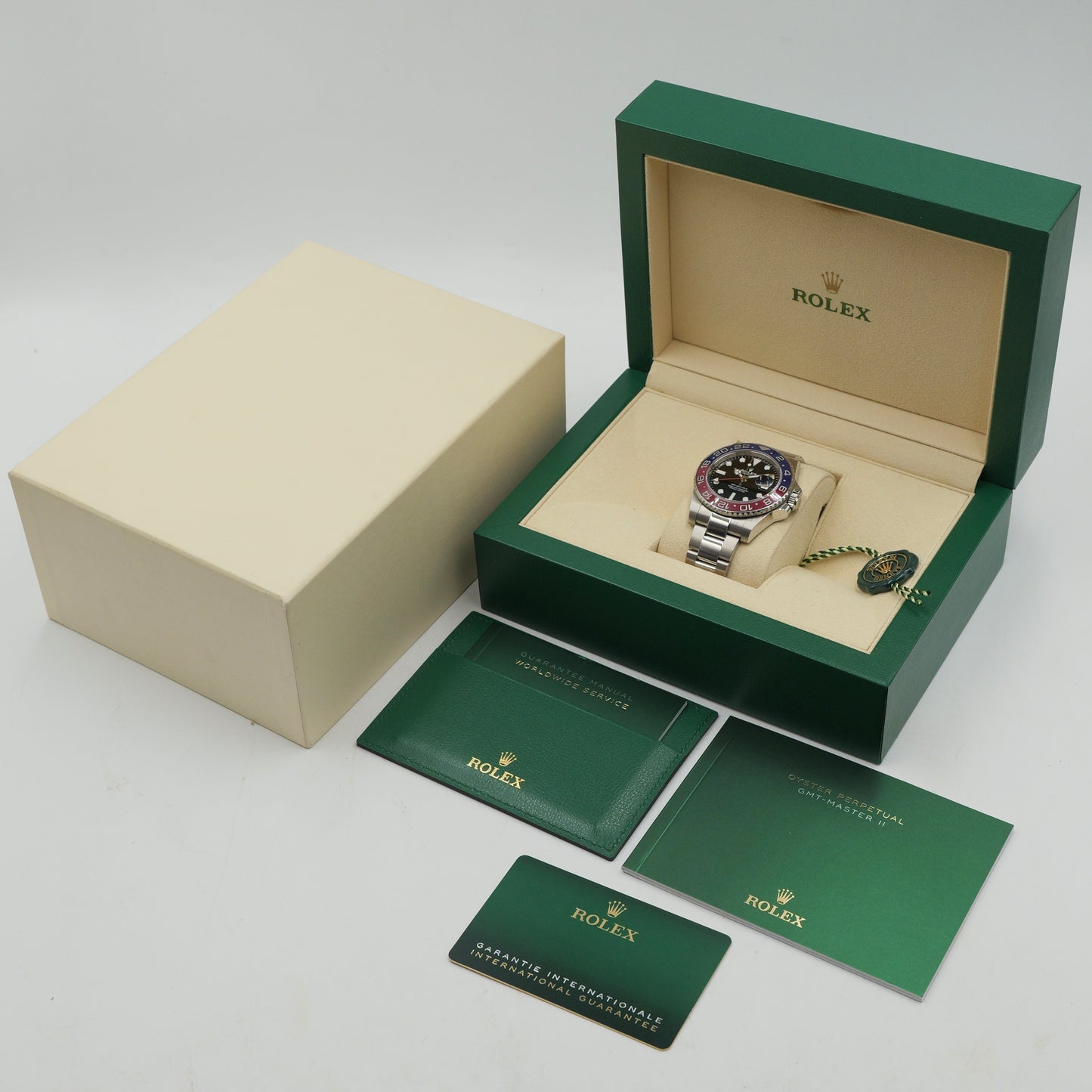 Rolex GMT-Master II 'Pepsi' 126710BLRO Oyster - Full Set (2024)