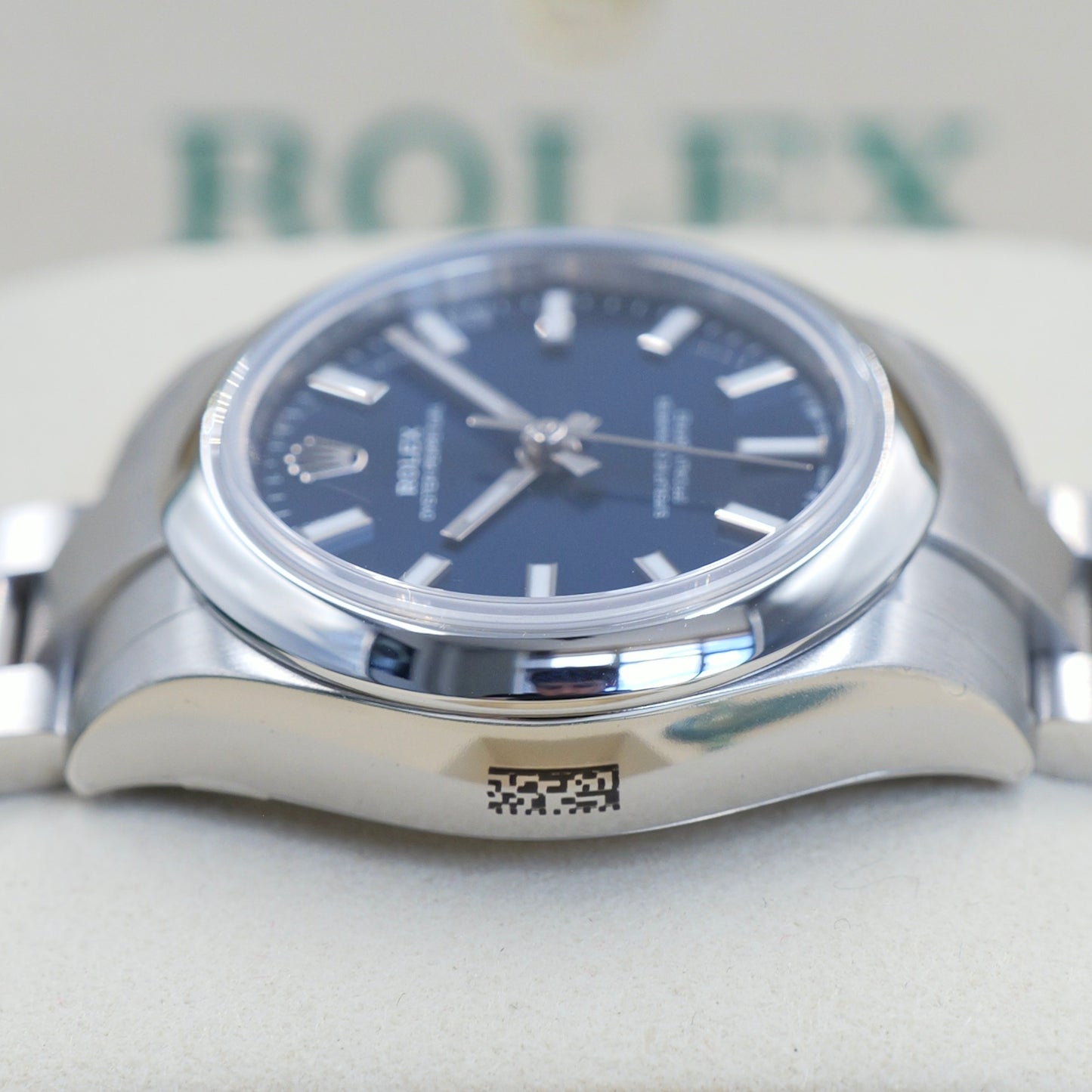 Rolex Oyster Perpetual 28 Blue 276200 Full Set 2025