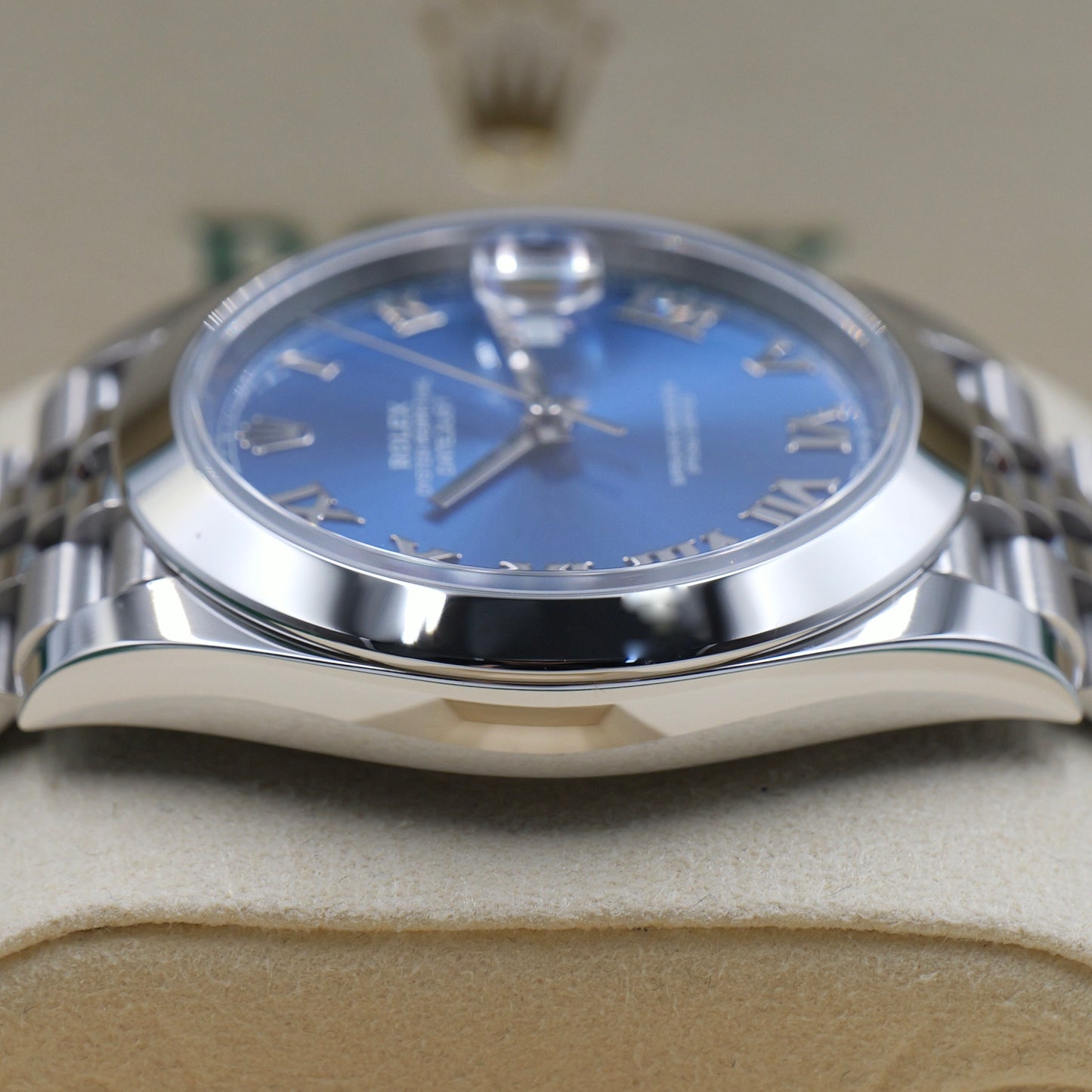 Rolex Datejust 41 Azzurro Blue Smooth Jubilee 126300 Full Set 2025