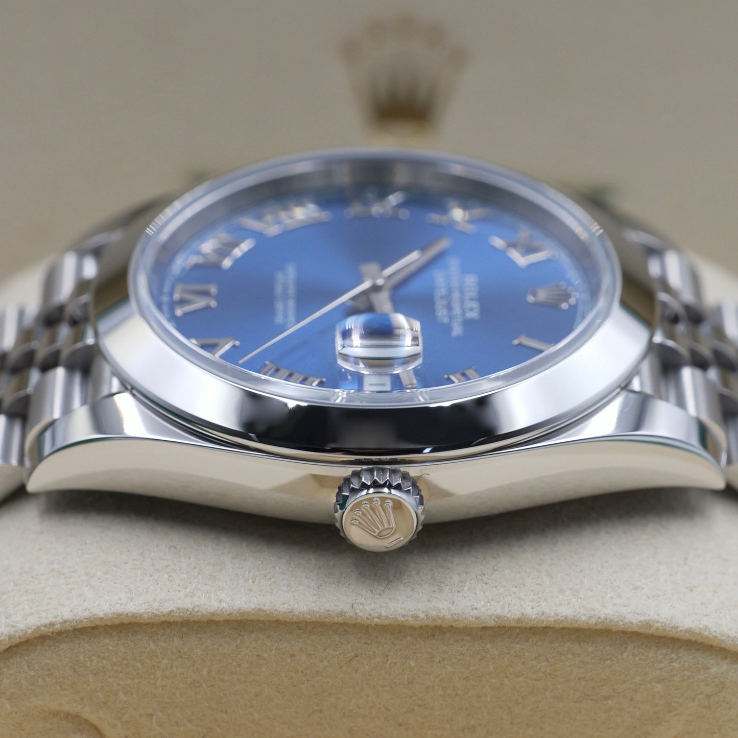 Rolex Datejust 41 Azzurro Blue Smooth Jubilee 126300 Full Set 2025