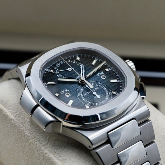 Patek Philippe Nautilus 5990/1A-011 - Full Set (2024)