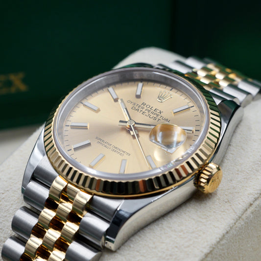 Rolex Datejust 36 Champagne 126233 - Full Set (2020) (New Card)