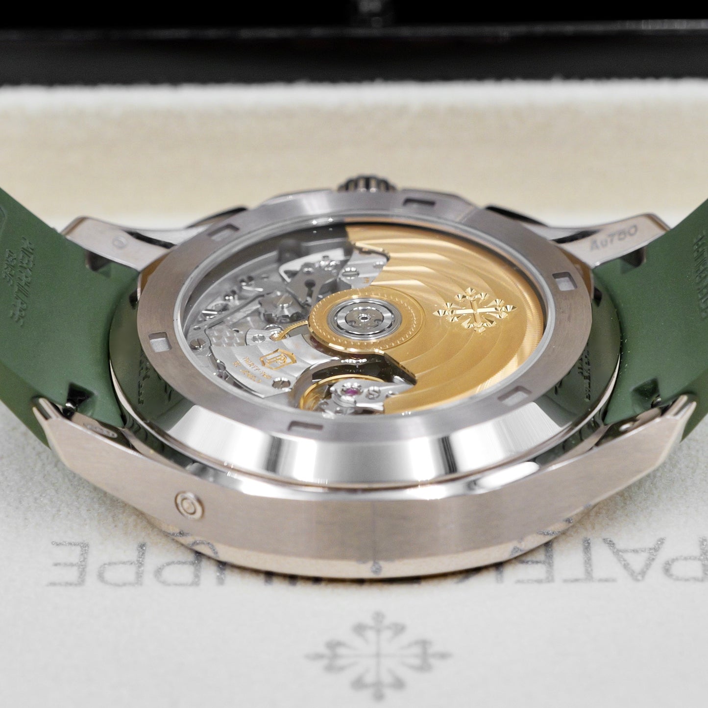 Patek Philippe Aquanaut Green 5968G - Full Set (2025)