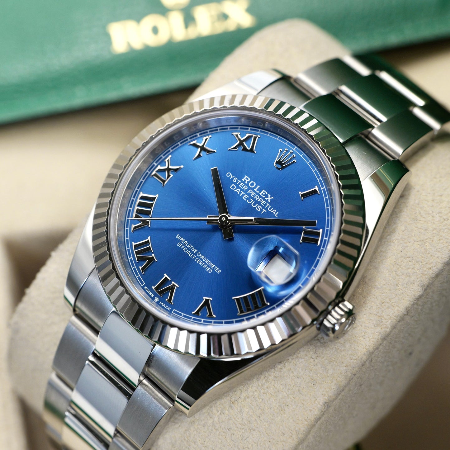 Rolex Datejust 41 Azzurro Blue Fluted Oyster 126334 - Full Set (2024)