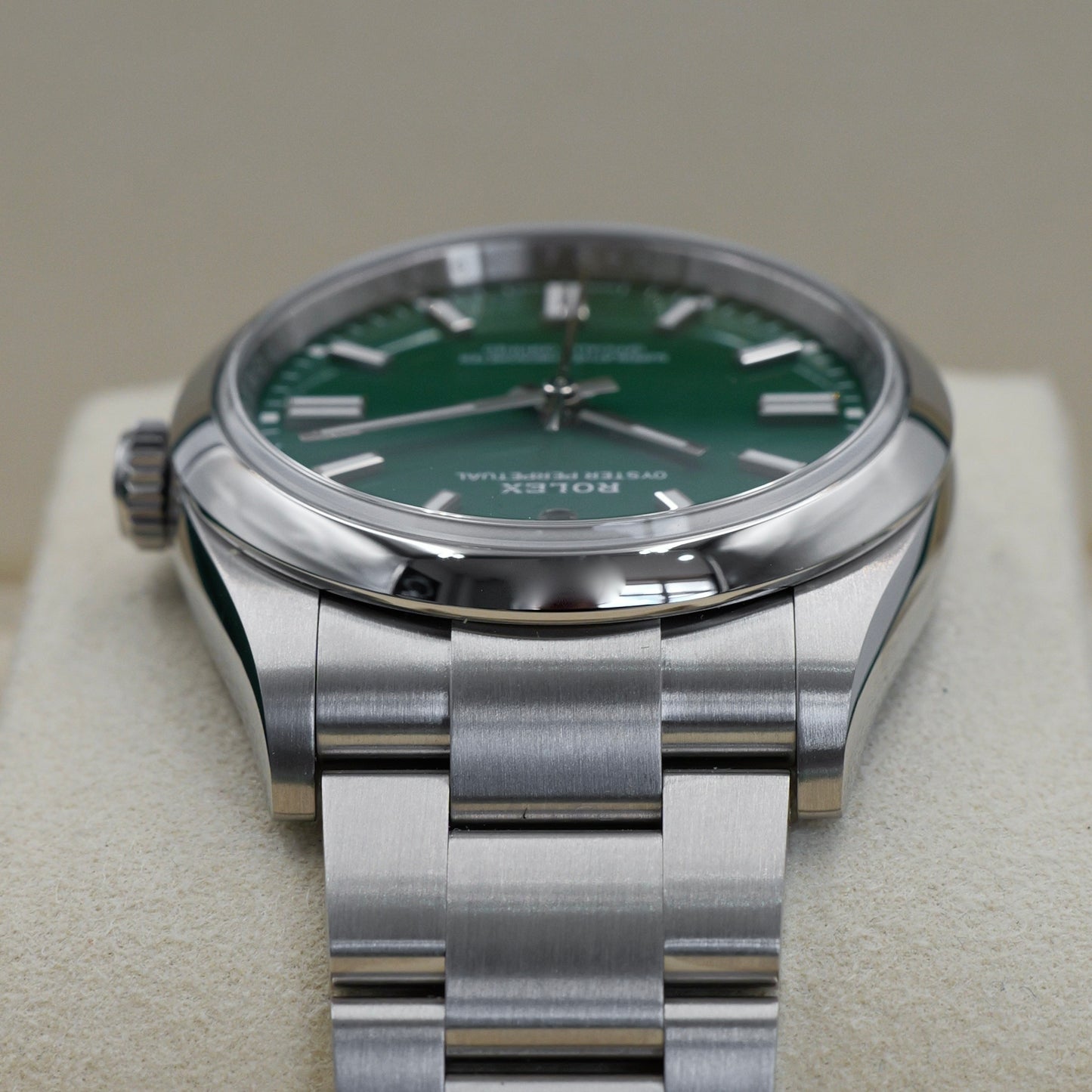 Rolex Oyster Perpetual 36 Green Dial 126000 -  Full Set (2025)