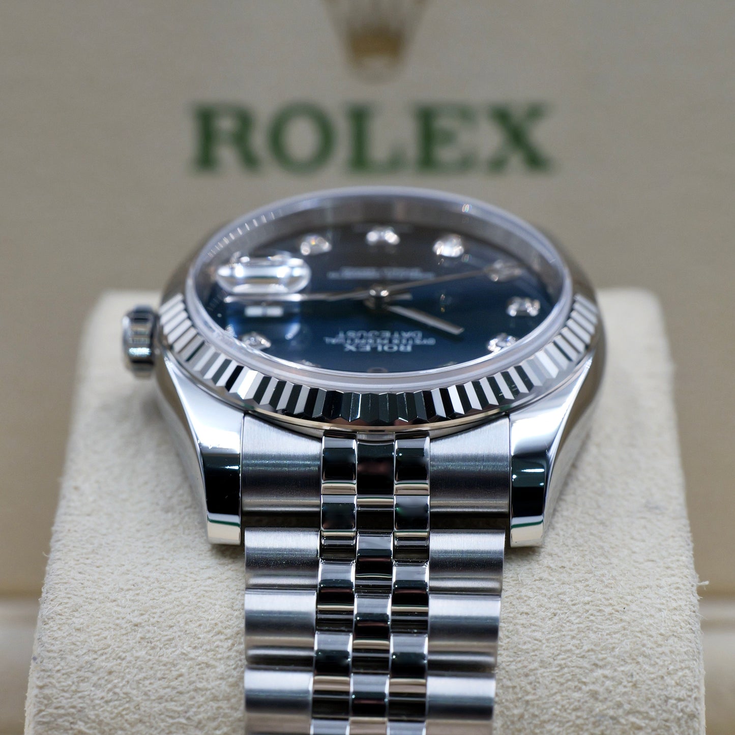 Datejust 36 Blue Diamond Dial Concealed Clasp 116234 - Full Set (2015)