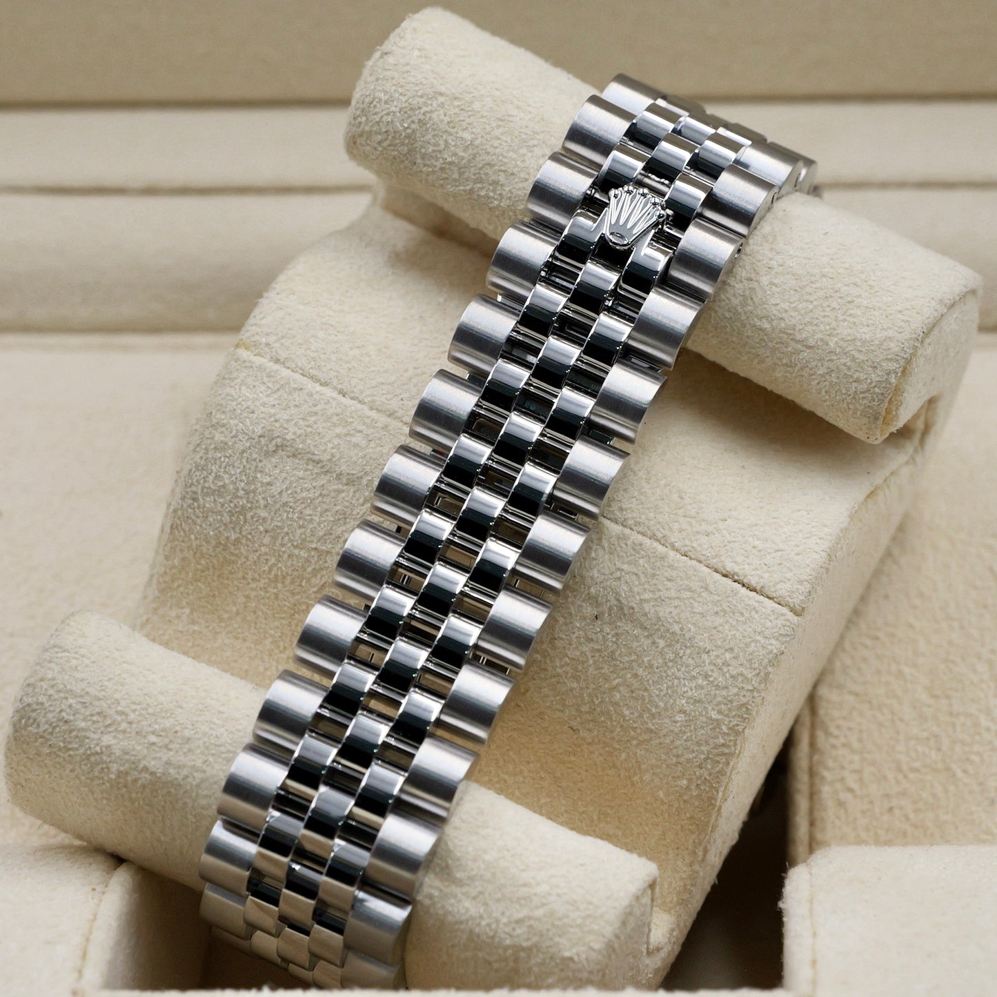 Datejust 36 Blue Diamond Dial Concealed Clasp 116234 - Full Set (2015)