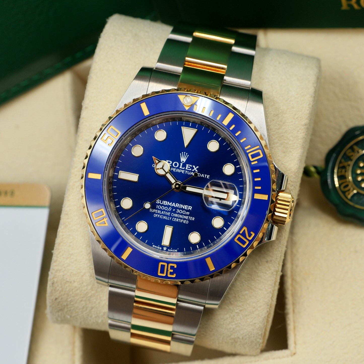 Rolex Submariner Date 'Bluesy' 126613LB - Full Set (2021)