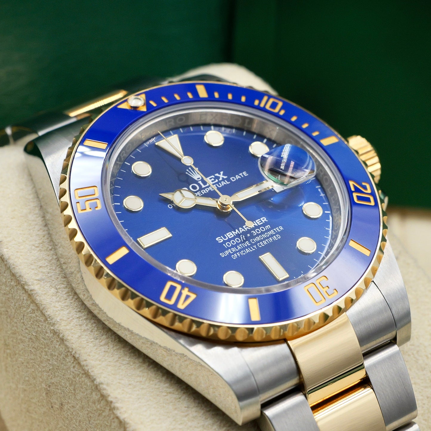 Rolex Submariner Date Bluesy 126613LB - Full Set (2024)