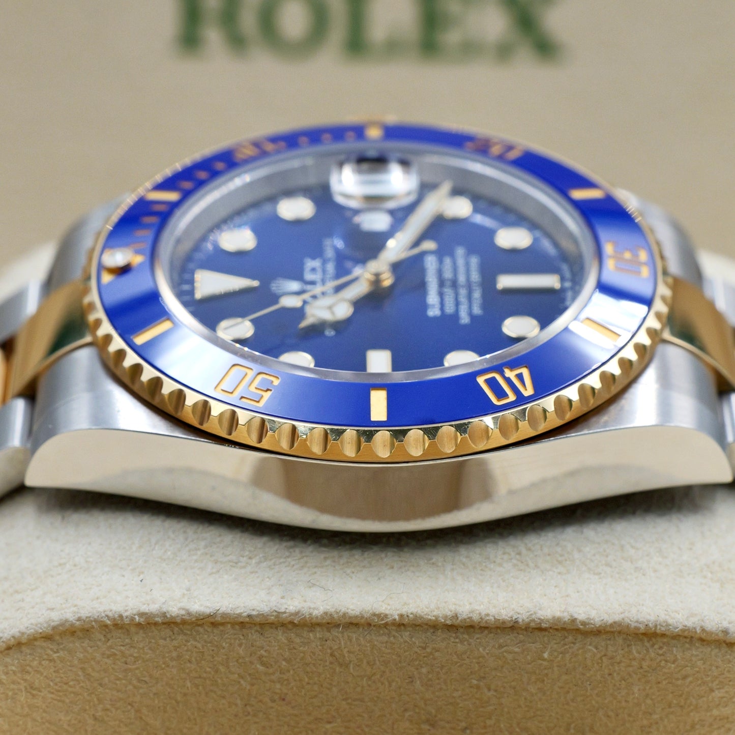 Rolex Submariner Date Bluesy 126613LB - Full Set (2024)