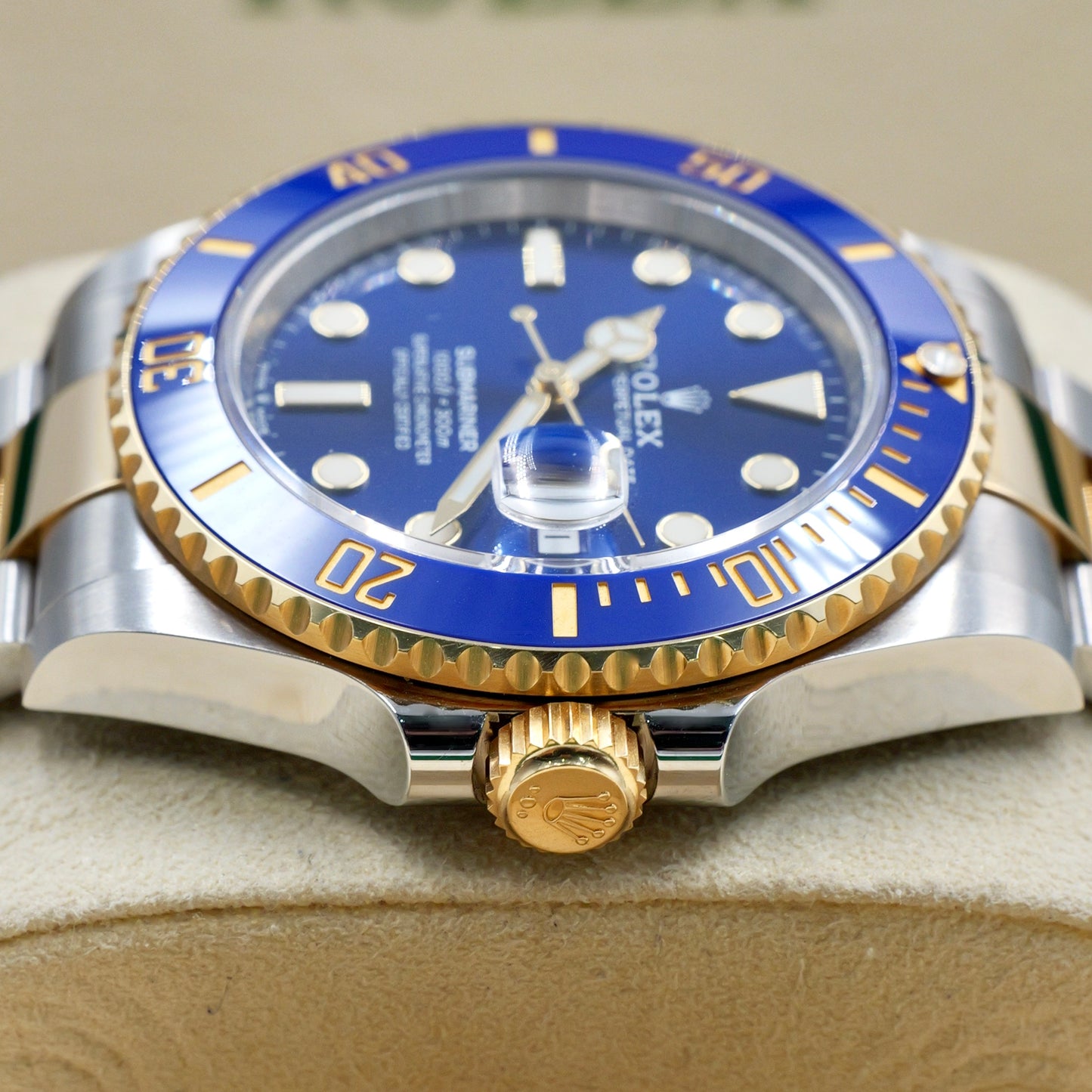 Rolex Submariner Date Bluesy 126613LB - Full Set (2024)