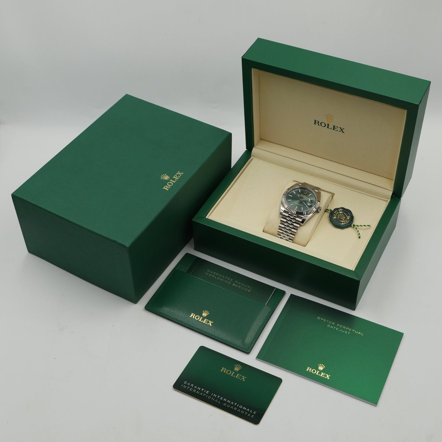 Rolex Datejust 41 Mint Green Fluted Jubilee 126334 - Full Set (2025)