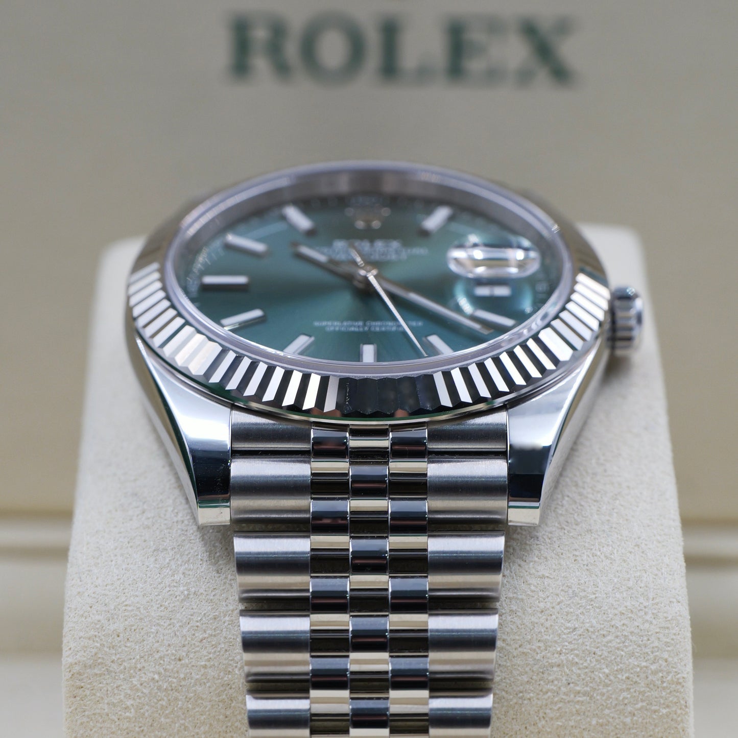 Rolex Datejust 41 Mint Green Fluted Jubilee 126334 - Full Set (2025)