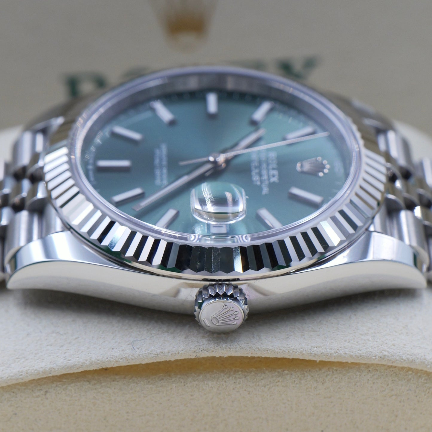 Rolex Datejust 41 Mint Green Fluted Jubilee 126334 - Full Set (2025)