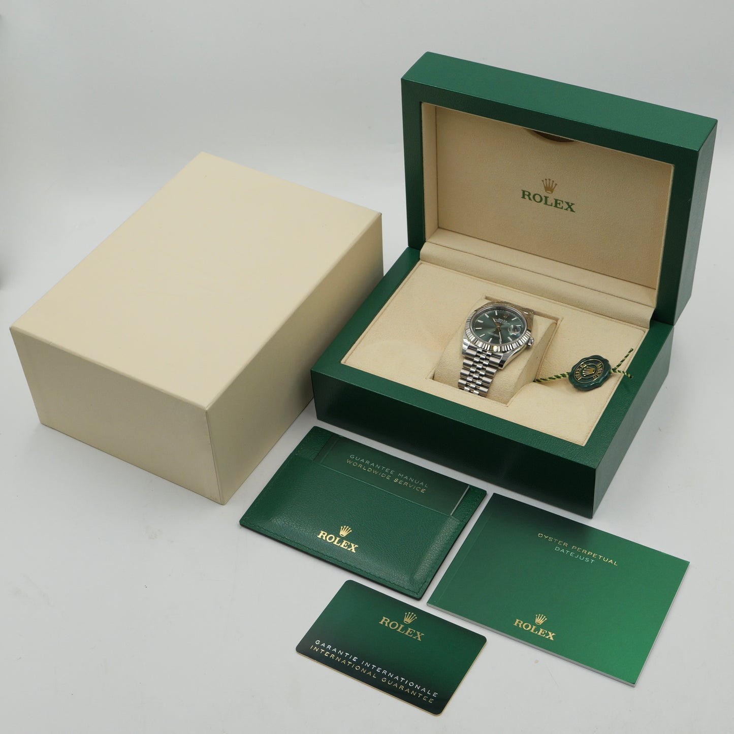 Rolex Datejust 41 Mint Green 126334 - Full Set (2024)