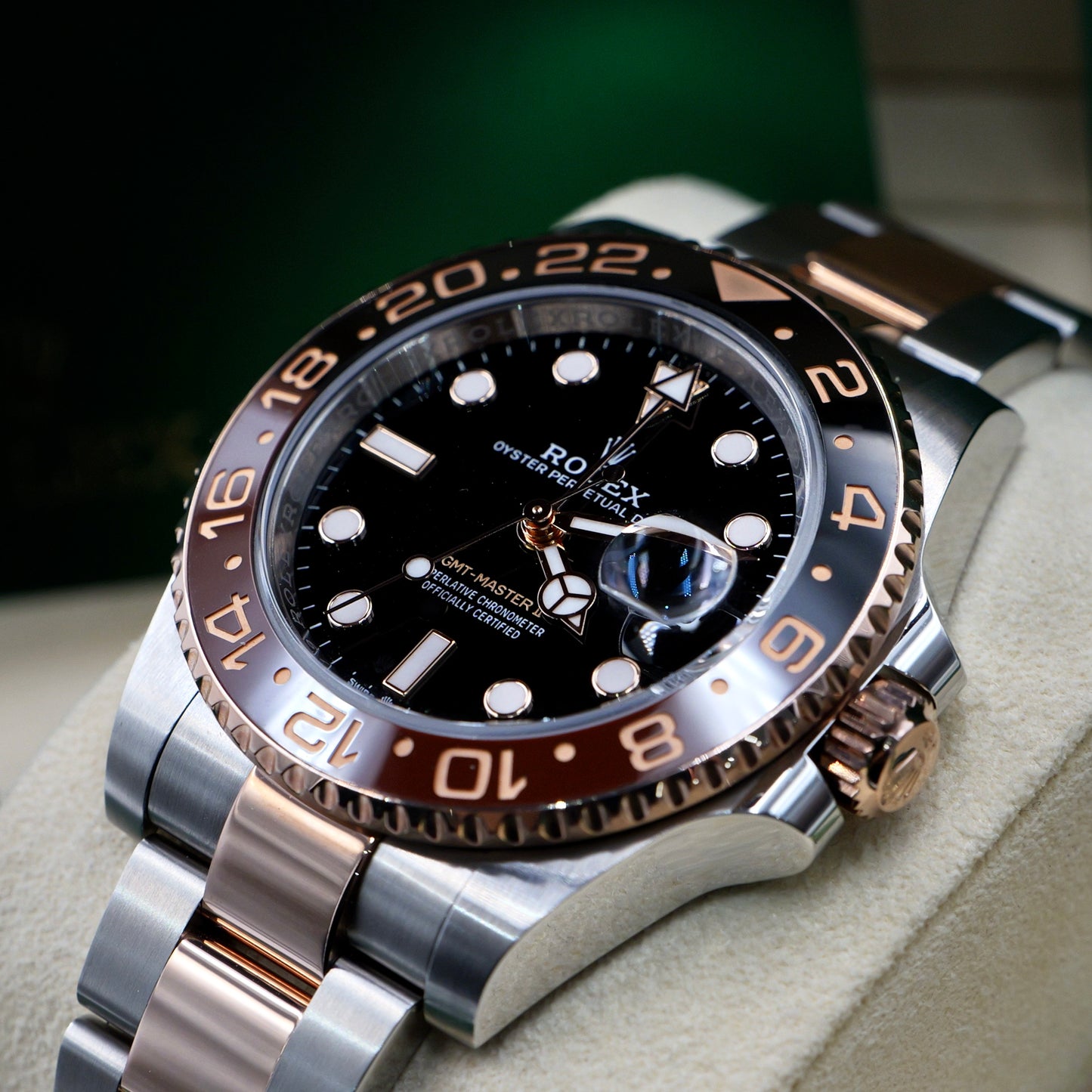 Rolex GMT-Master II Rootbeer 126711CHNR - Full Set (2022)