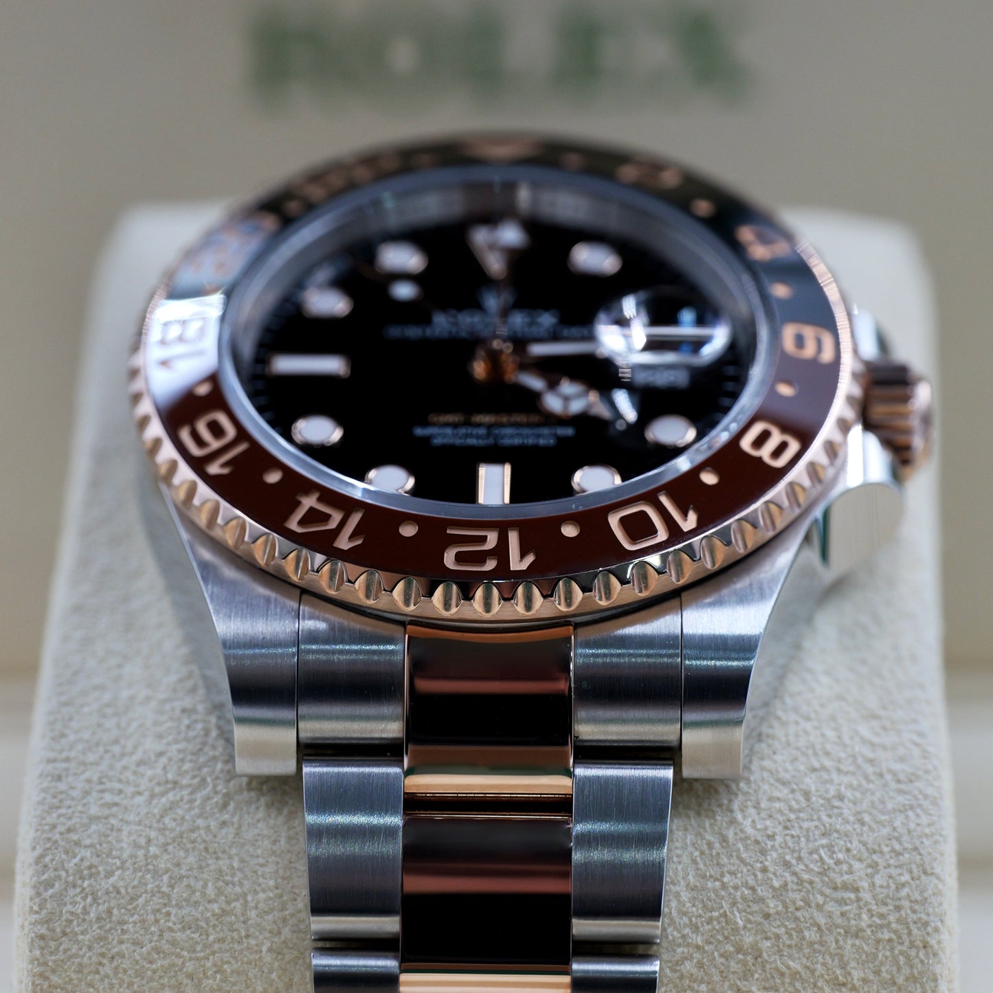 Rolex GMT-Master II Rootbeer 126711CHNR - Full Set (2022)