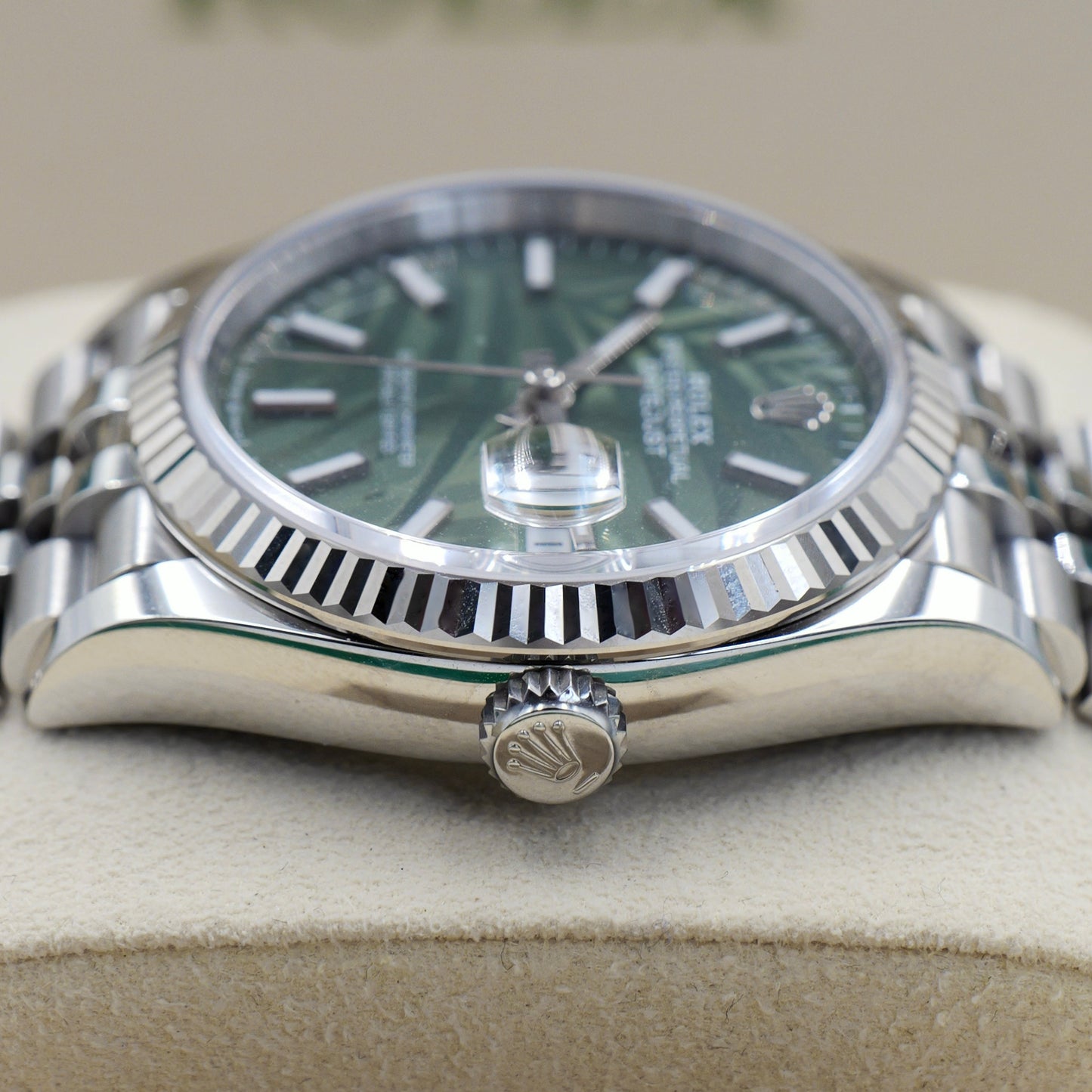 Rolex Datejust 36 Green Palm Motif Dial 126234 - Full Set (2023)