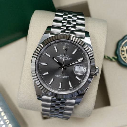 Rolex Datejust 41 Rhodium Dial Fluted Jubilee 126334 - Full Set (2025)