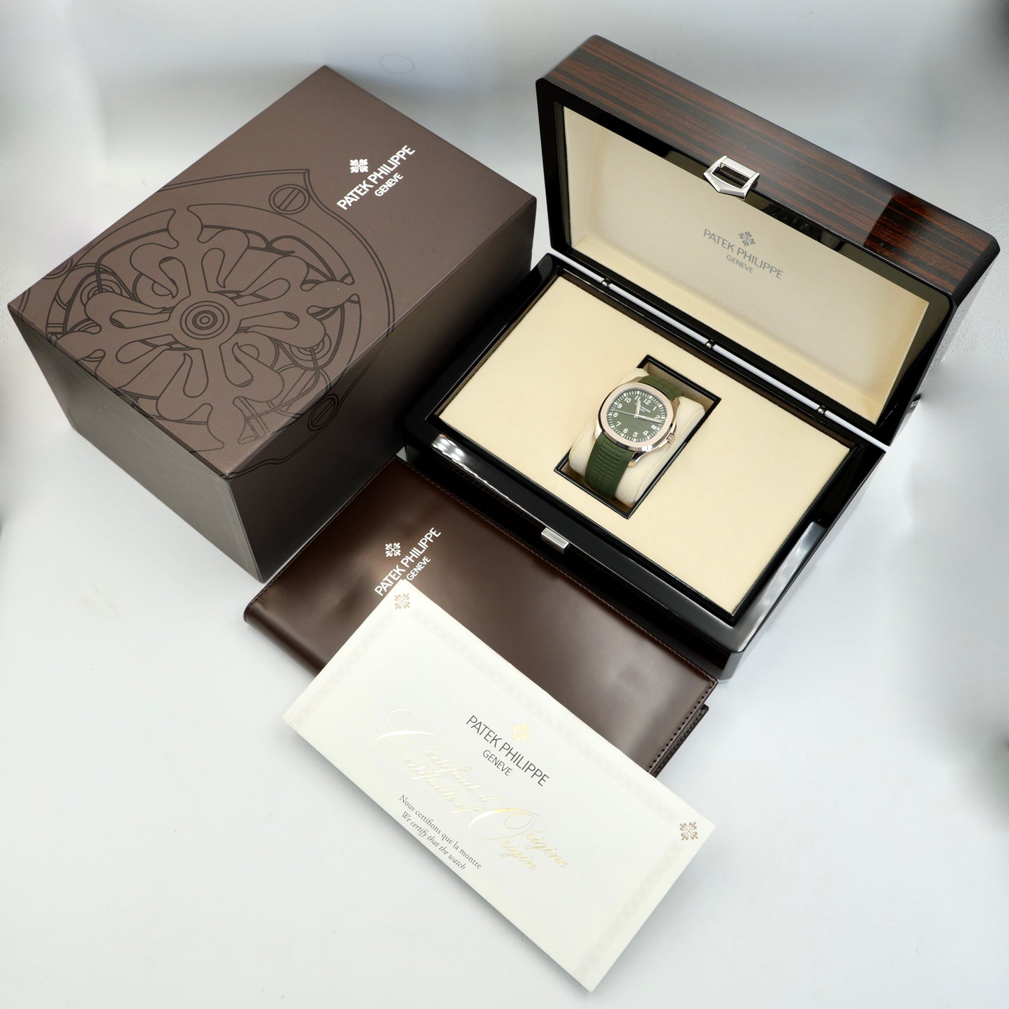 Patek Philippe Aquanaut Green 5168G-010 - Full Set (2024)
