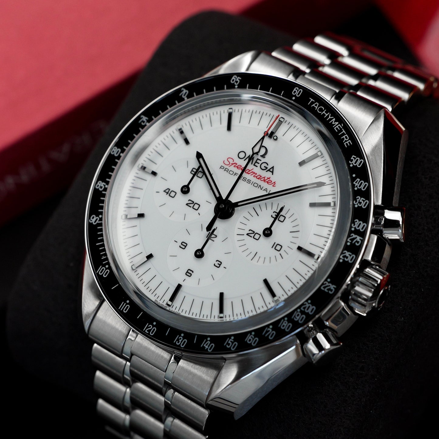 Omega Speedmaster Moonwatch Professional White - Full Set (2025)