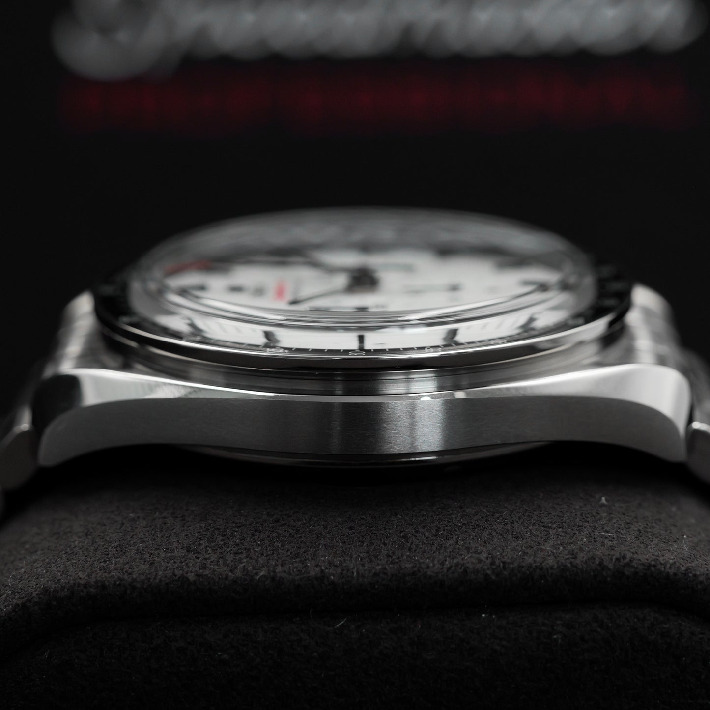 Omega Speedmaster Moonwatch Professional White - Full Set (2025)