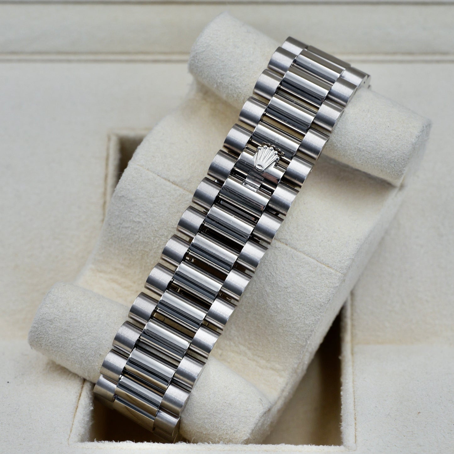 Rolex Day-Date 40 Olive White Gold 228239 - Full Set (2021)