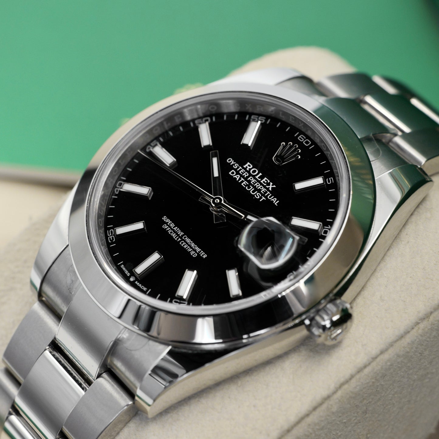 Rolex Datejust 41 Black Dial Smooth Bezel 126300 - Full Set (2025)