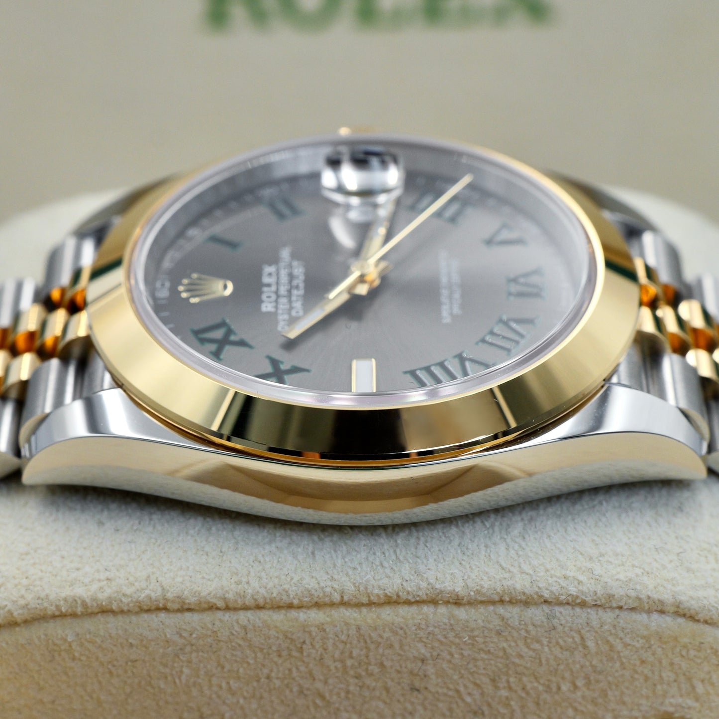 Rolex Datejust 41 Wimbledon Smooth Jubilee 126303 - Full Set (2021)