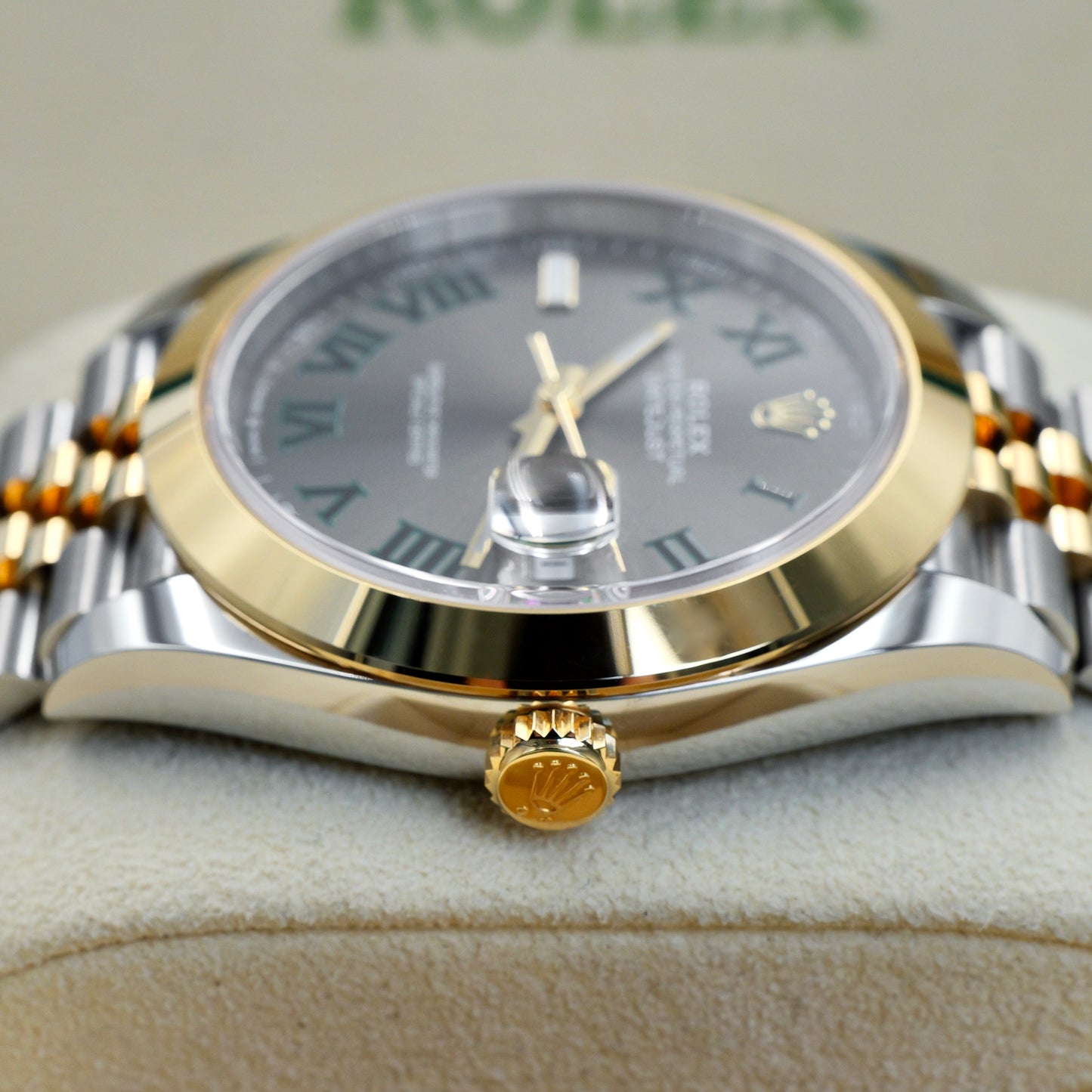 Rolex Datejust 41 Wimbledon Smooth Jubilee 126303 - Full Set (2021)