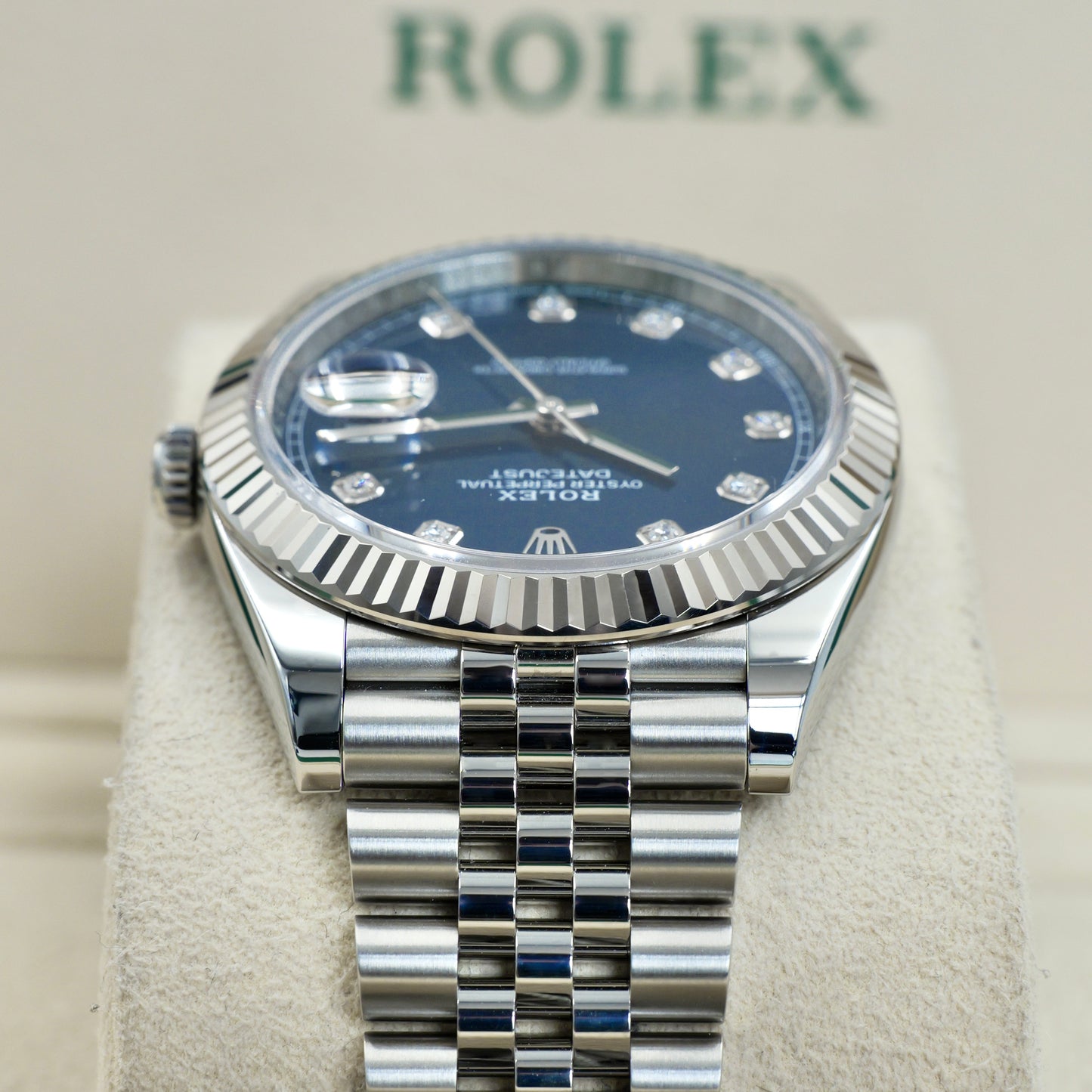 Rolex Datejust 41 Diamond Dot Dial Jubilee 126334 - Full Set (2023)