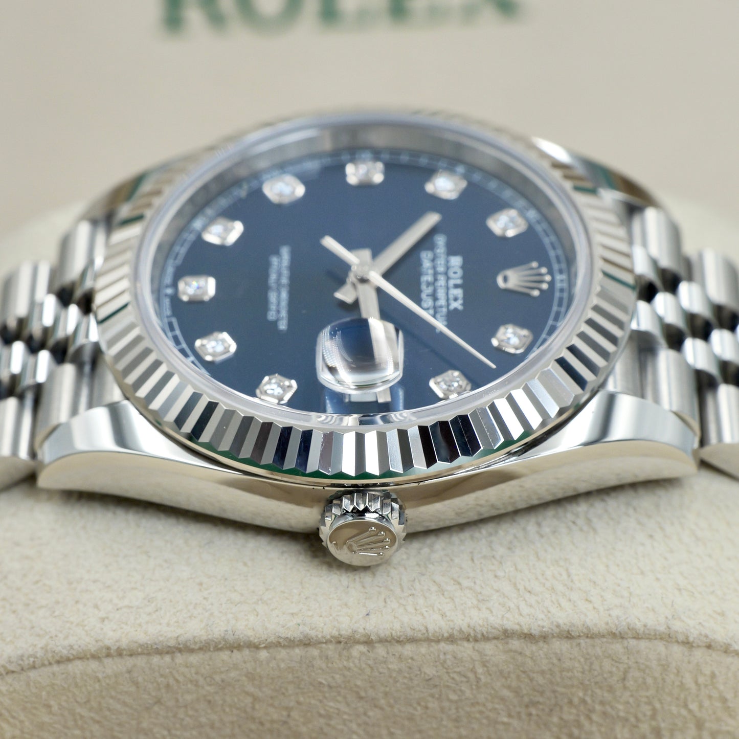 Rolex Datejust 41 Diamond Dot Dial Jubilee 126334 - Full Set (2023)