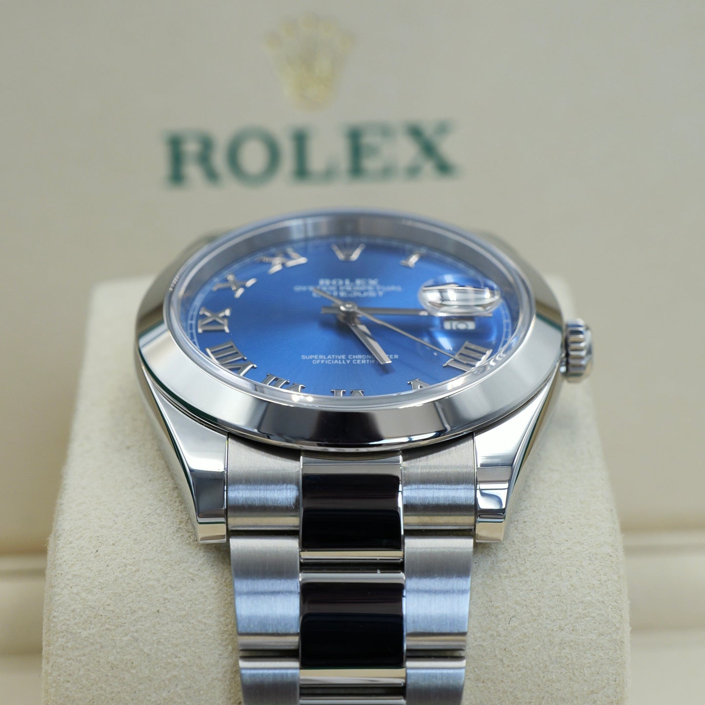 Rolex Datejust 41 Azzurro Blue Smooth Fluted 126300 - Full Set (2024)